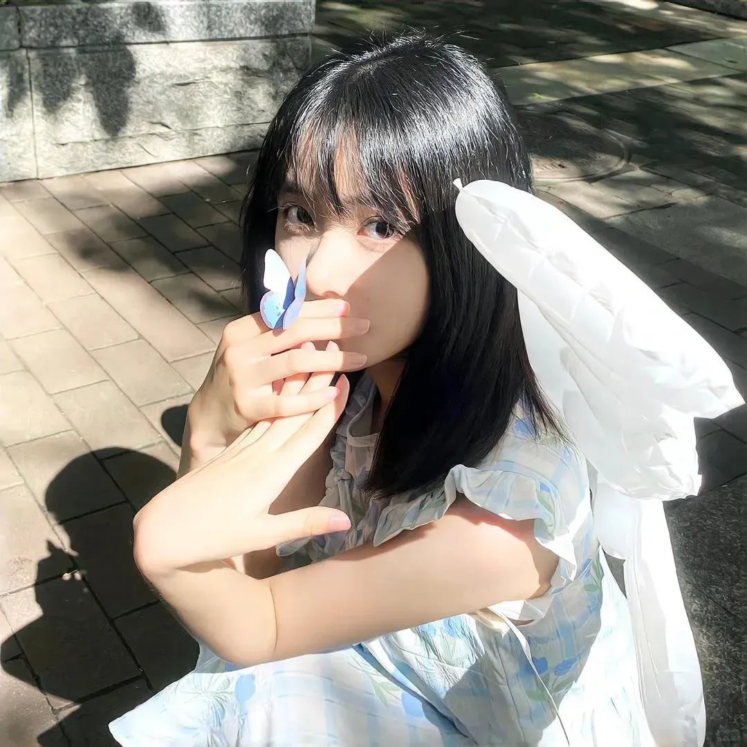 红粉妖魔